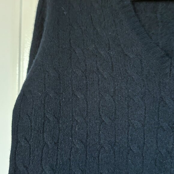 Brooks Brothers 100% Cashmere Black V-Neck Cable Knit - Size XL (Runs Small) - Picture 3 of 4